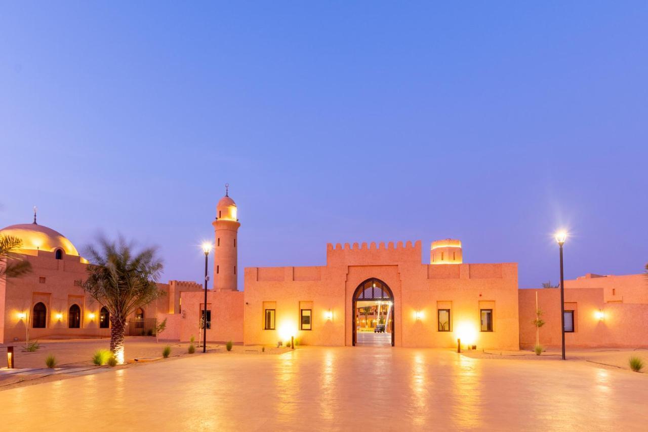 Hotel Al Badayer Retreat By Sharjah Collection Margham Exteriér fotografie Al-Qatif Palace
